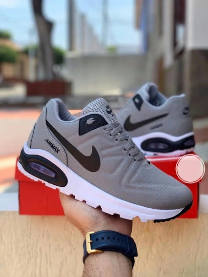 NK Air Max Comando